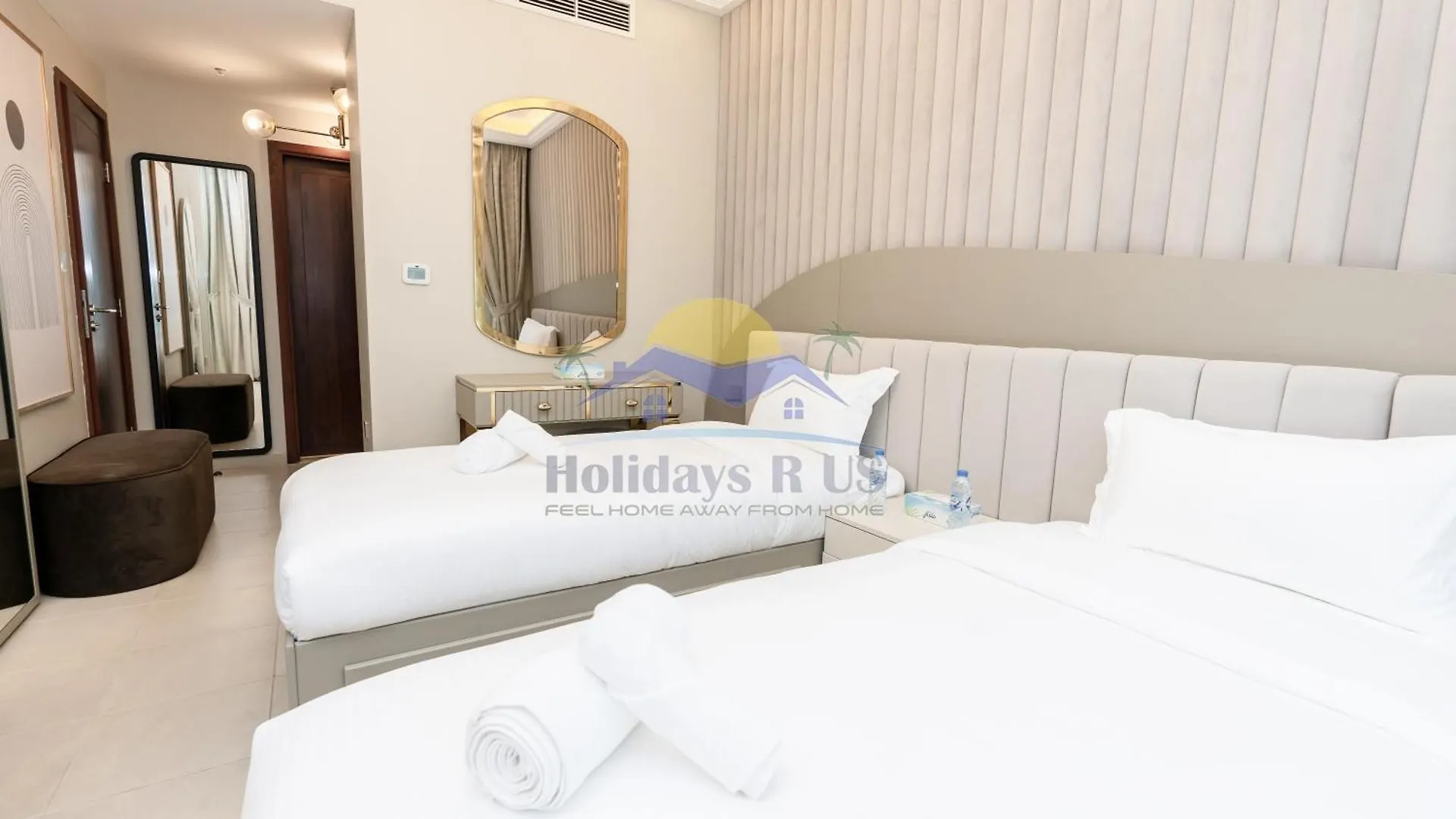 Holidays R Us Villa 4 Bedroom Boulevard View ドバイ