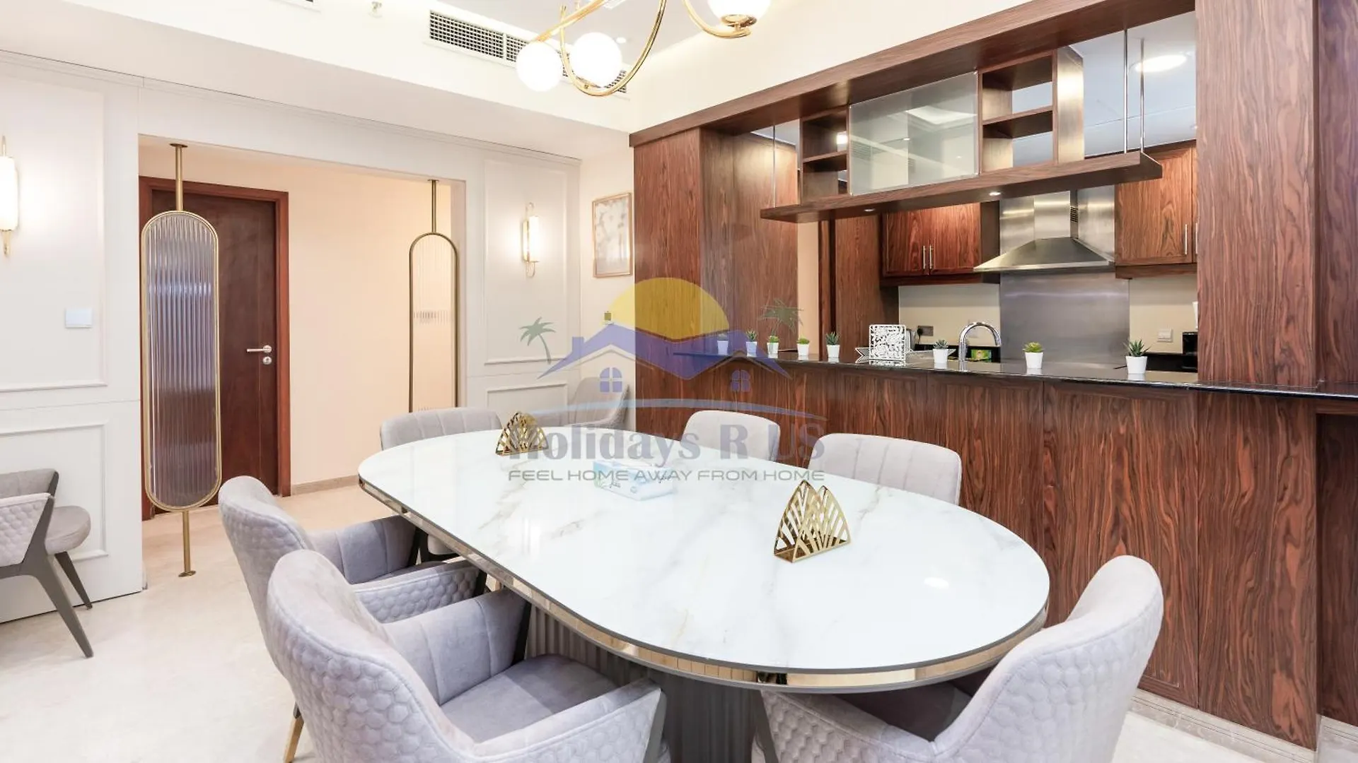 Holidays R Us Villa 4 Bedroom Boulevard View Dubai