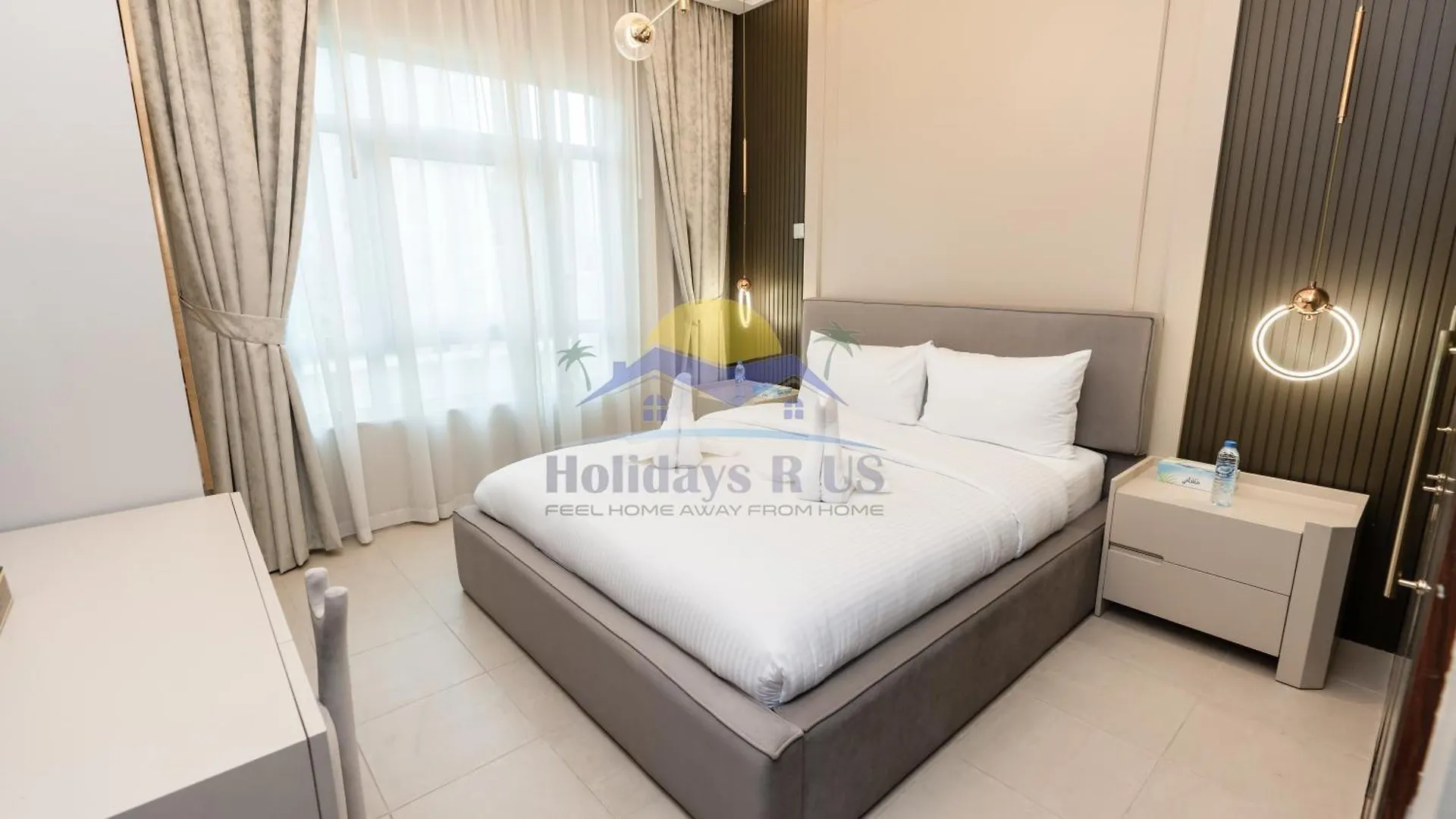 Holidays R Us Villa 4 Bedroom Boulevard View Dubai